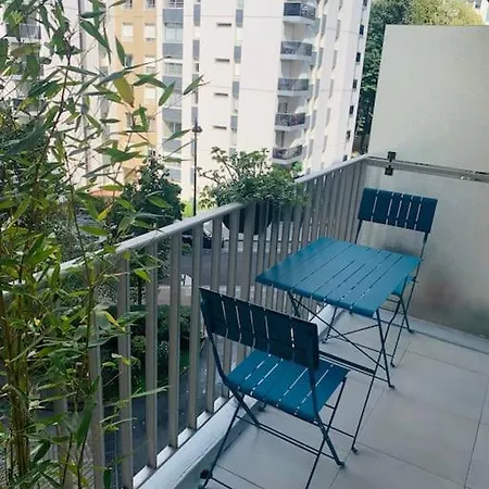 Cozy Apartment With Nice Terrace Paris Exterior photo